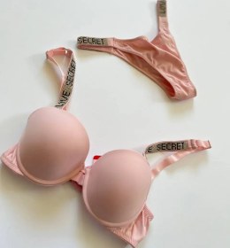 تصویر ست نگینی EMA 