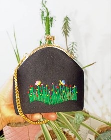 تصویر کیف گلدوزی شده 