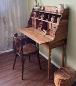 تصویر میز تحریر چوبی دارسی 