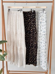 تصویر دامن حریر پلیسه گل‌دار کد 200 