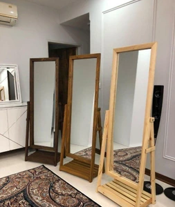 تصویر فروشگاه گالری چوب طاووس