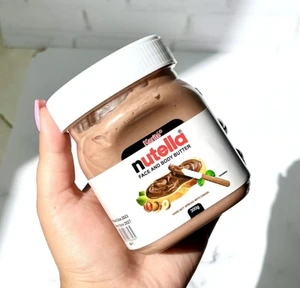 تصویر فروشگاه آرایشی سلین اصفهان