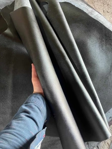 تصویر فروشگاه شرکت چرم سازی فرشی