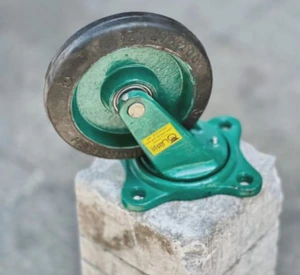 تصویر فروشگاه چرخش آریا