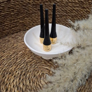 تصویر فروشگاه لوازم آرایشی الوا