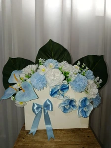 تصویر فروشگاه گلفروشی ماه