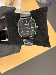 تصویر فروشگاه پخش ساعت زندگی