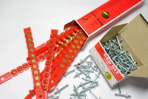 تصویر فروشگاه پیچ‌ و مهره مشتریان