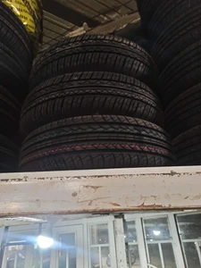 تصویر فروشگاه لاستیک توتال