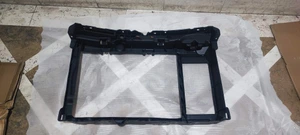 تصویر فروشگاه لوازم یدکی پایلوت