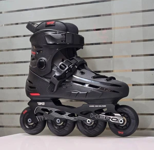 تصویر فروشگاه دنیای ورزش اراک