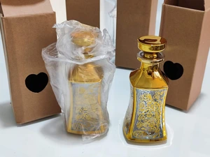 تصویر فروشگاه شیشه عطر و‌ ادکلن