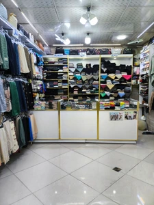 تصویر فروشگاه شال و روسری خانوم خاص