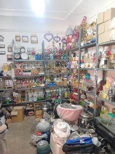 تصویر فروشگاه دکوری و کادویی حسینی قم