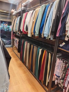 تصویر فروشگاه سنجاق اصفهان