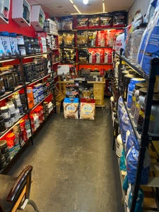 تصویر فروشگاه مکمل ورزشی علیپور