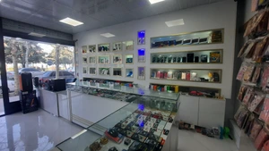 تصویر فروشگاه موبایل قصر شیرین