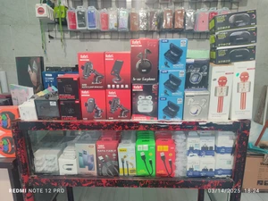 تصویر فروشگاه گالری موبایل افلاک