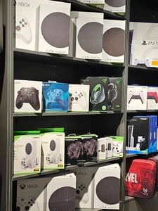 تصویر فروشگاه مرکز کنسول و گیمینگ لوفی