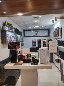 تصویر فروشگاه کامپیوتر سروقدی