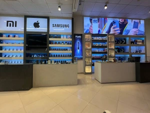 تصویر فروشگاه فوموتک پاساژ فروردین