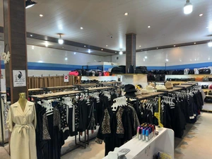 تصویر فروشگاه گالری تبریز شیک مرند