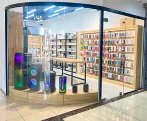 تصویر فروشگاه گالری موبایل شیری شیراز