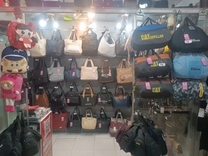 تصویر فروشگاه کیف نغمه