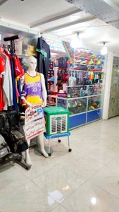 تصویر فروشگاه لوازم ورزشی چگنی