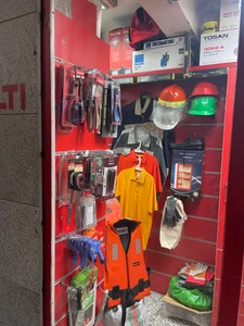 تصویر فروشگاه ایمن ابزار هاکان