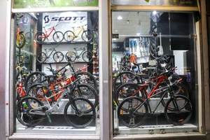 تصویر فروشگاه آسان ترافیک