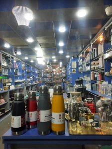 تصویر فروشگاه کریستال اکبری