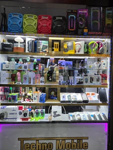 تصویر فروشگاه تکنو موبایل فجر