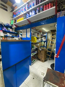 تصویر فروشگاه لوازم یدکی حسین تبریز