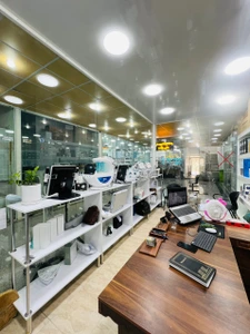 تصویر فروشگاه لونیکا بیوتی