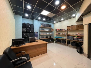 تصویر فروشگاه لیان کامپیوتر