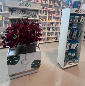 تصویر فروشگاه داروخانه دکتر رزاقی