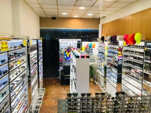 تصویر فروشگاه ۷۵تومنی