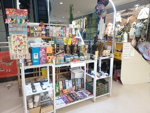 تصویر فروشگاه عود دنیز