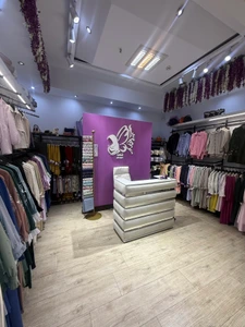 تصویر فروشگاه پوشاک نوجوان مهارینا