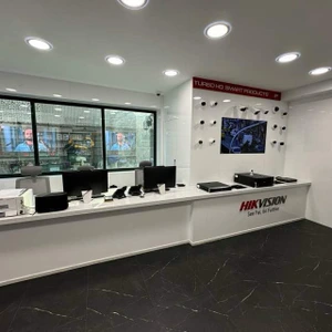 تصویر فروشگاه حفاظتی کمیران