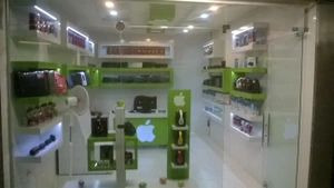 تصویر فروشگاه کامپیوتر اپل شاهرود