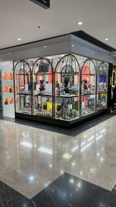 تصویر فروشگاه گالری ساعت زارعی