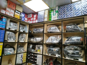 تصویر فروشگاه لوازم یدکی یدکسو