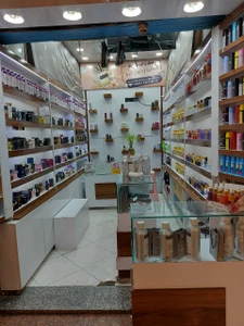 تصویر فروشگاه عطر آقا