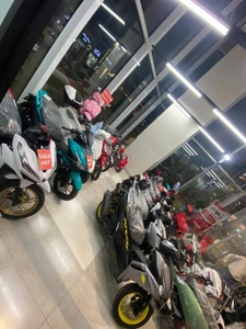 تصویر فروشگاه زد موتور