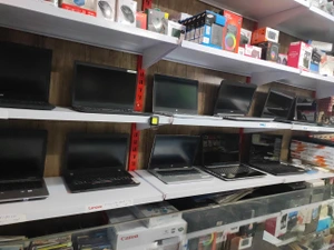 تصویر فروشگاه مرکز کامپیوتر سعید