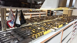 تصویر فروشگاه بازرگانی معینی