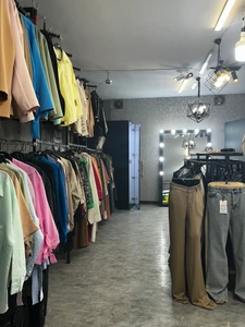 تصویر فروشگاه دکاموند گالری