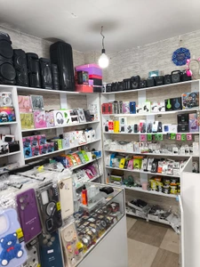 تصویر فروشگاه لوازم جانبی برازنده